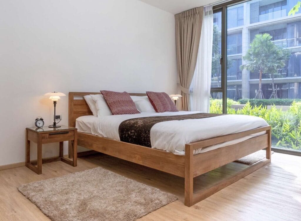 Queen Bed