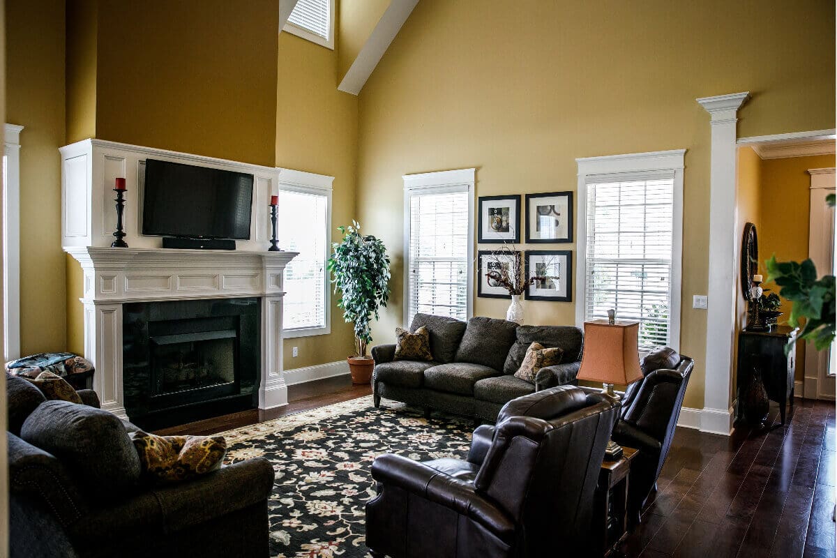 Unveiling the Charm of Traditional Home Decor