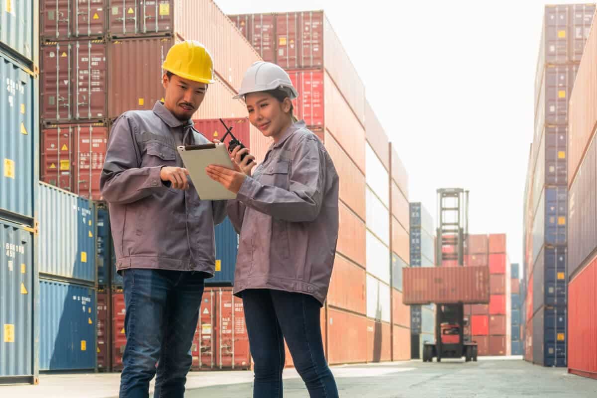 Mastering Global Supply Chain Management